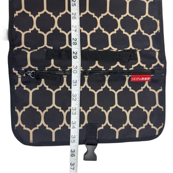 Skip Hop Travel Diaper Changing Pad Station & Bag Unisex black & tan - Picture 10 of 15